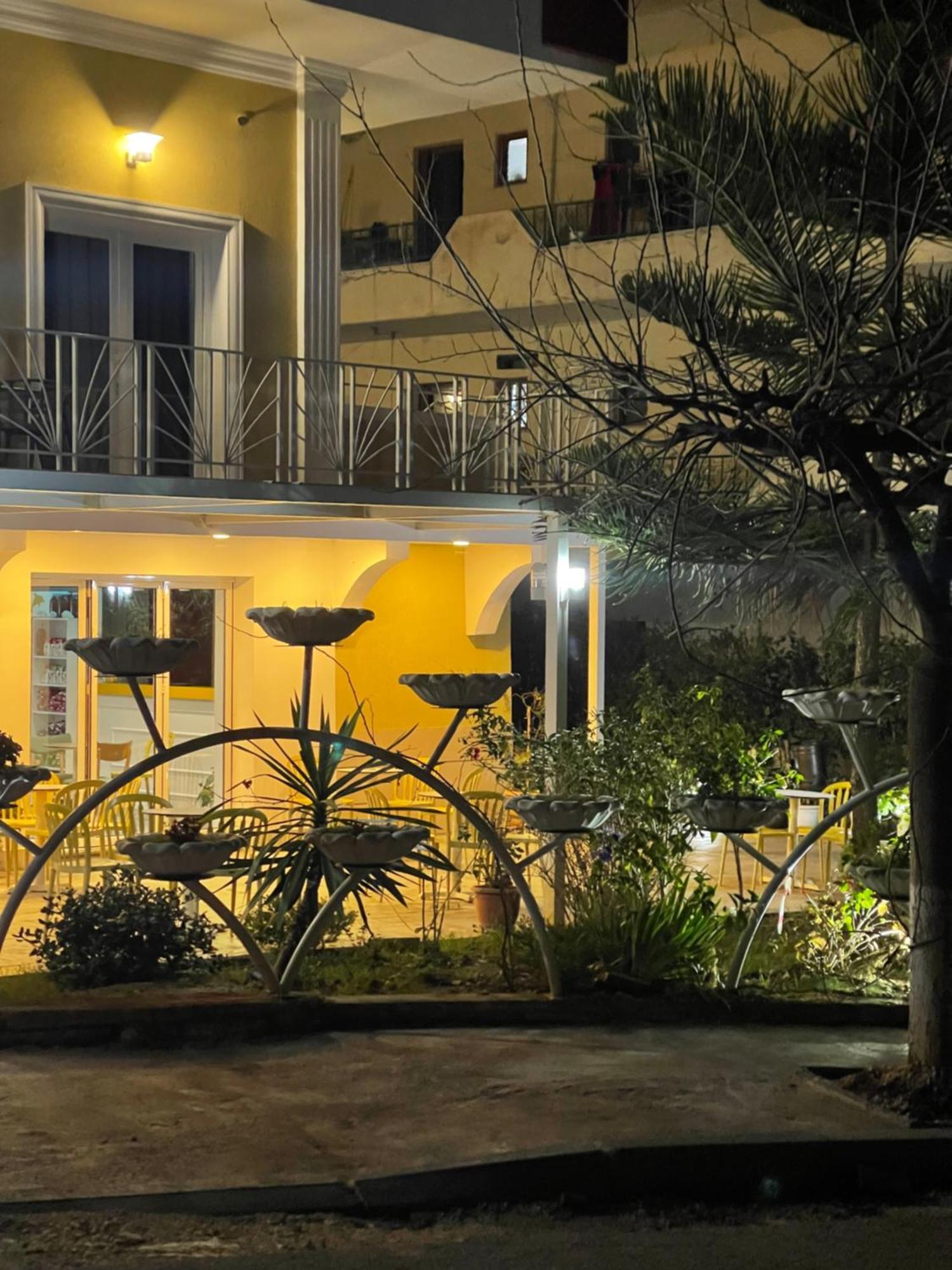 Sunrise Luxury Apartments Sarande Ngoại thất bức ảnh